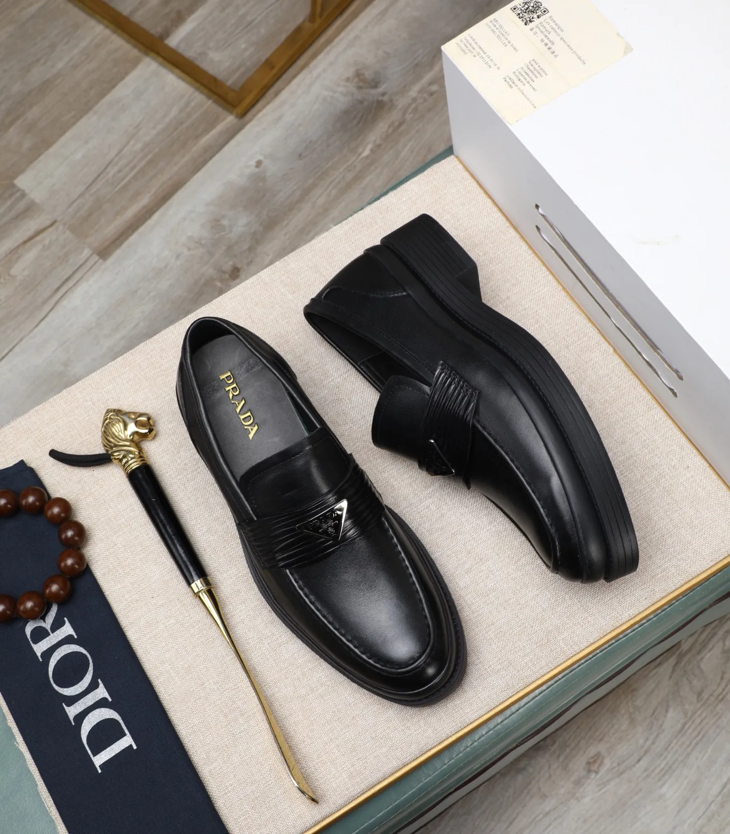 Men's men's shoes 💰540 (water-dyed cow leather) 📛📛PRADA high-end counter's latest formal business leather shoes 👔original and highest quality! Imported from Italy 🇮🇹 first-layer calfskin fabric ➕ cowhide lining Original outsole Formal size: 38➖44 (45 customized)